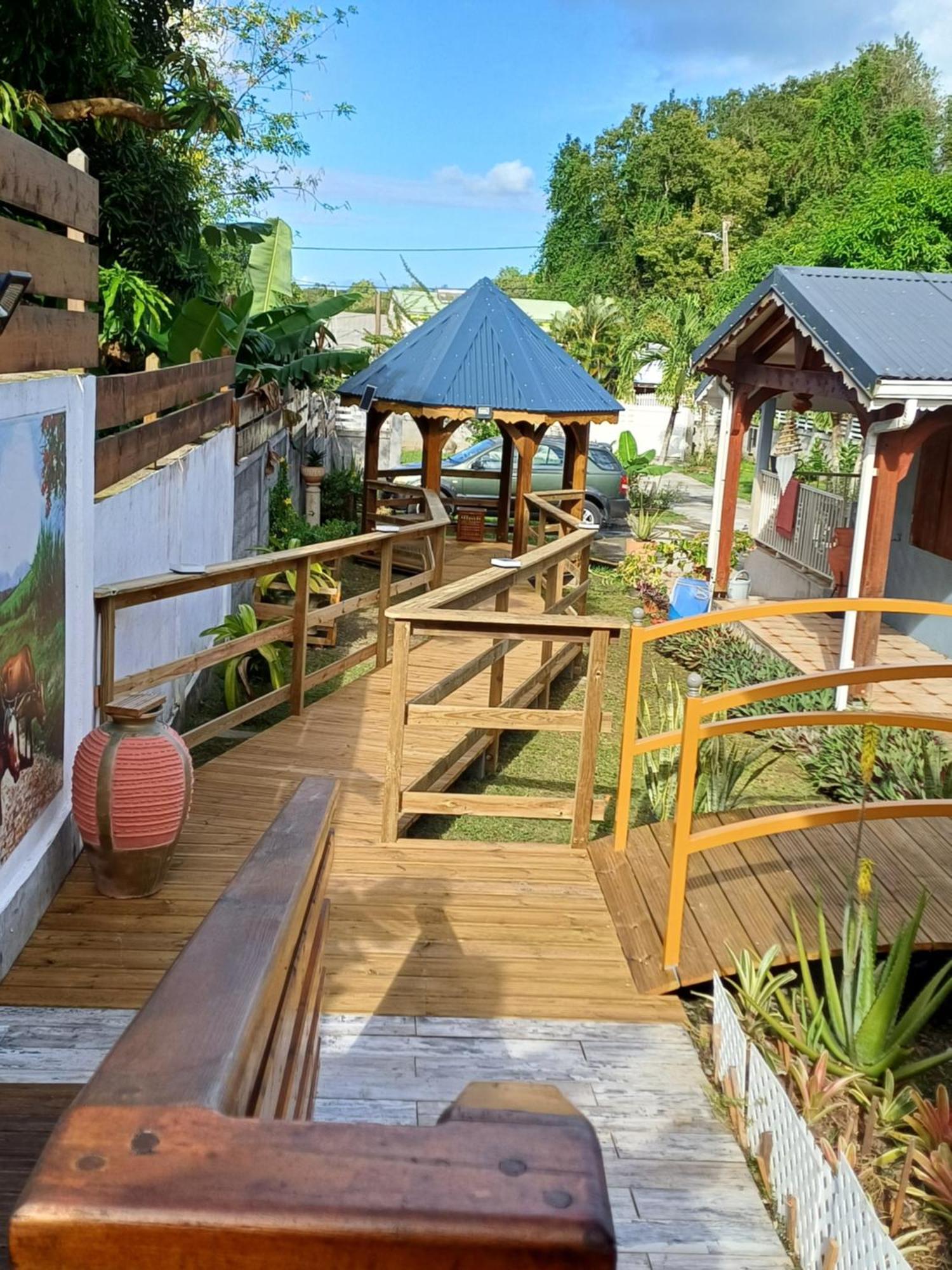 Villa Bienvenue Chez Angie à Les Abymes Extérieur photo